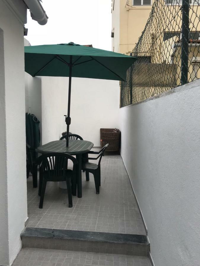 شقة Trafaria  في Corner House المظهر الخارجي الصورة