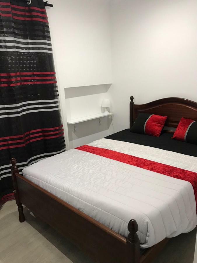 شقة Trafaria  في Corner House المظهر الخارجي الصورة